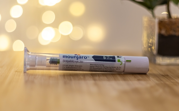 Weight loss injection pen - Mounjaro injection pen, medicines to help control blood sugar levels type 2 diabetes, and weight loss.